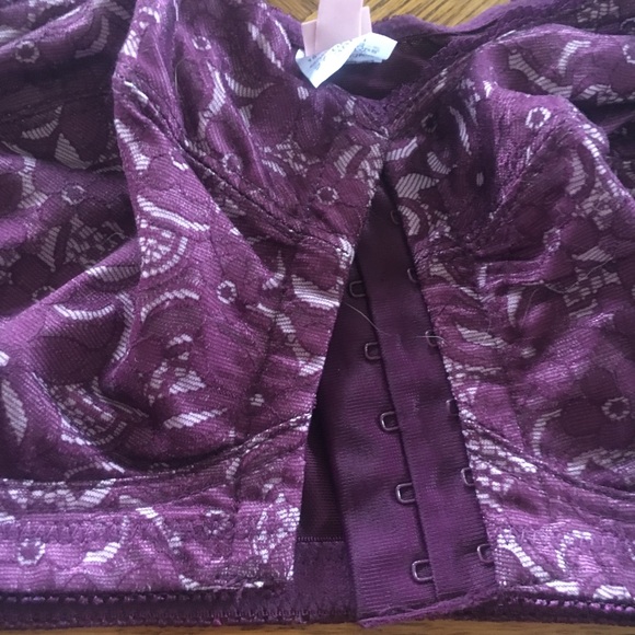 NEW 38B full figure posture bra - Picture 5 of 6